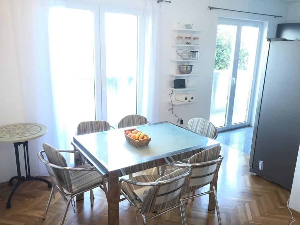 Holiday Home Mala Duba Живогоще Екстер'єр фото